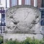 Monument des Rosati, à l'arrière de l'Hôtel de ville d'Arras